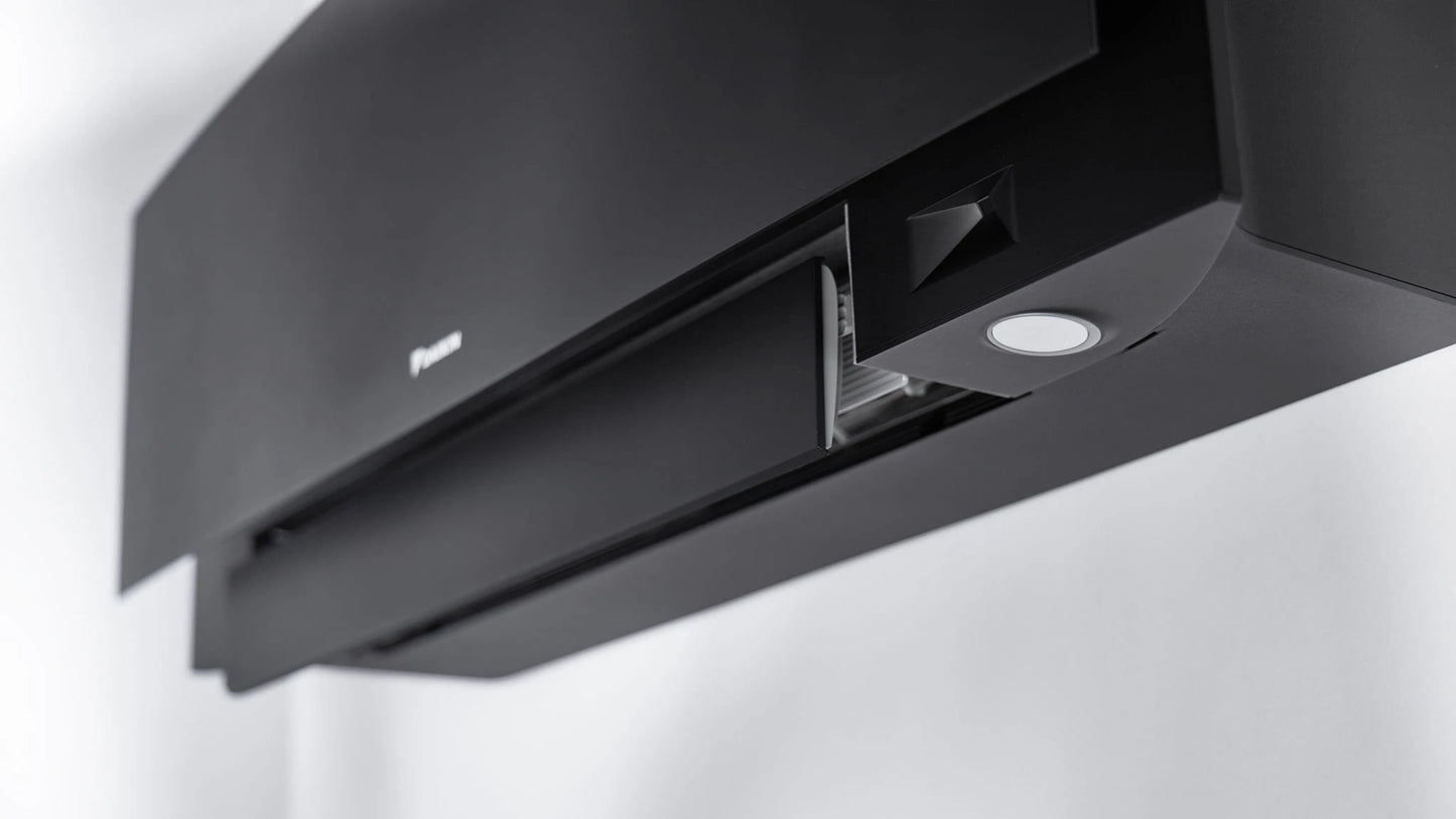 Daikin Emura Fehér 2.5Kw Díjnyertes Design Alapszerelés az árban!