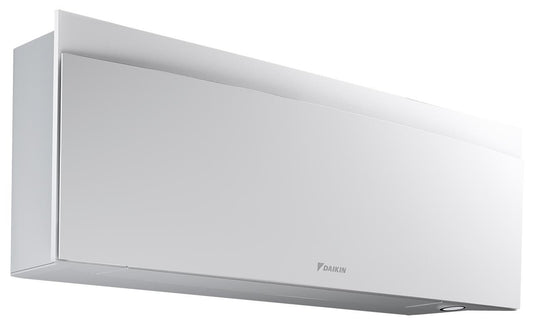 Daikin Emura Fehér 2.5Kw Díjnyertes Design Alapszerelés az árban!